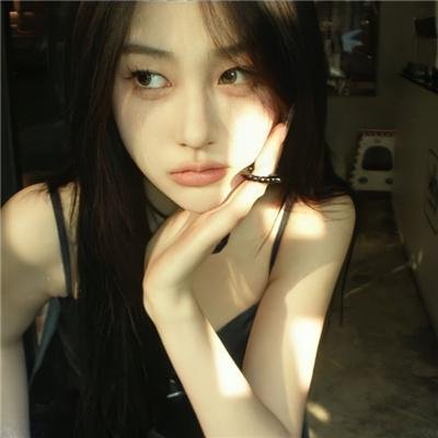 屋顶上的绿宝石